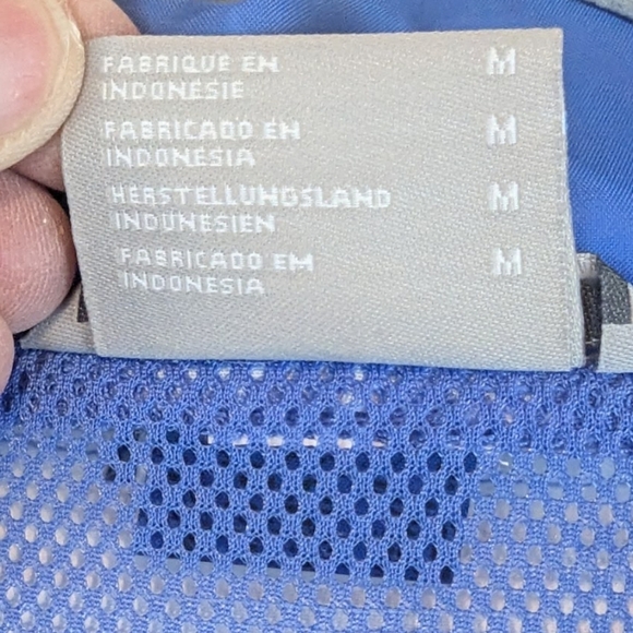 Columbia Windbreaker In Excellent Condition Size Medium Blue With Black Abstract - Picture 10 of 14